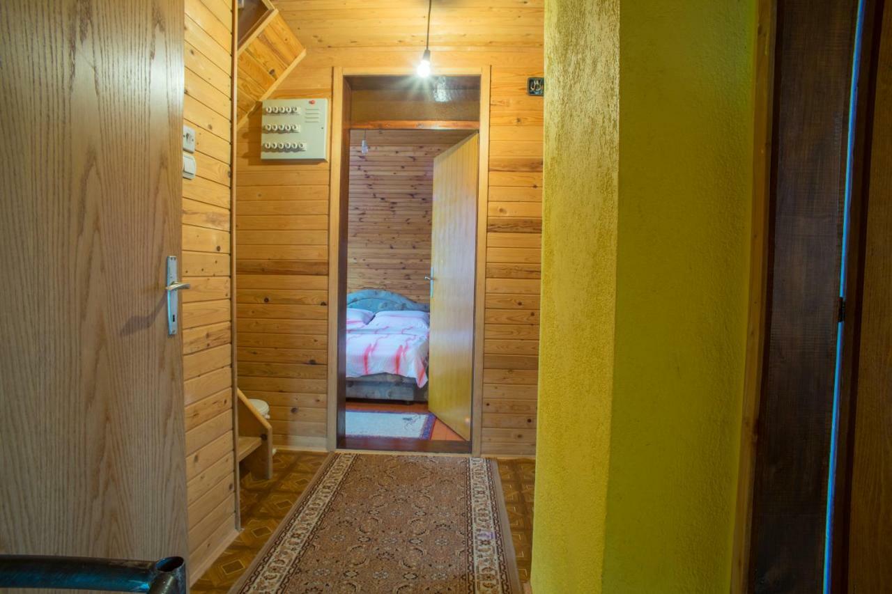 Lara Rooms Zabljak  Ngoại thất bức ảnh